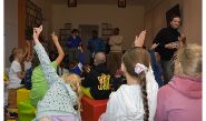 9 NOC BIBLIOTEK ,,Absurd nie czytać”